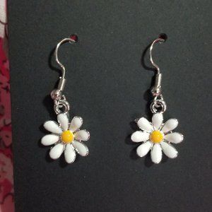 2 for $10 Pretty Handmade White Daisy Earrings